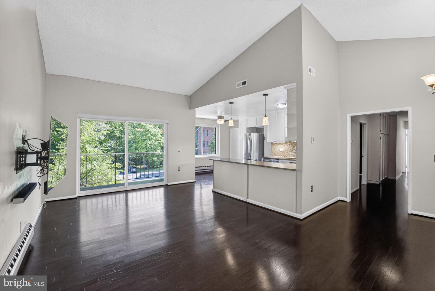 15301 Pine Orchard Dr #86-3k Property Photo 3