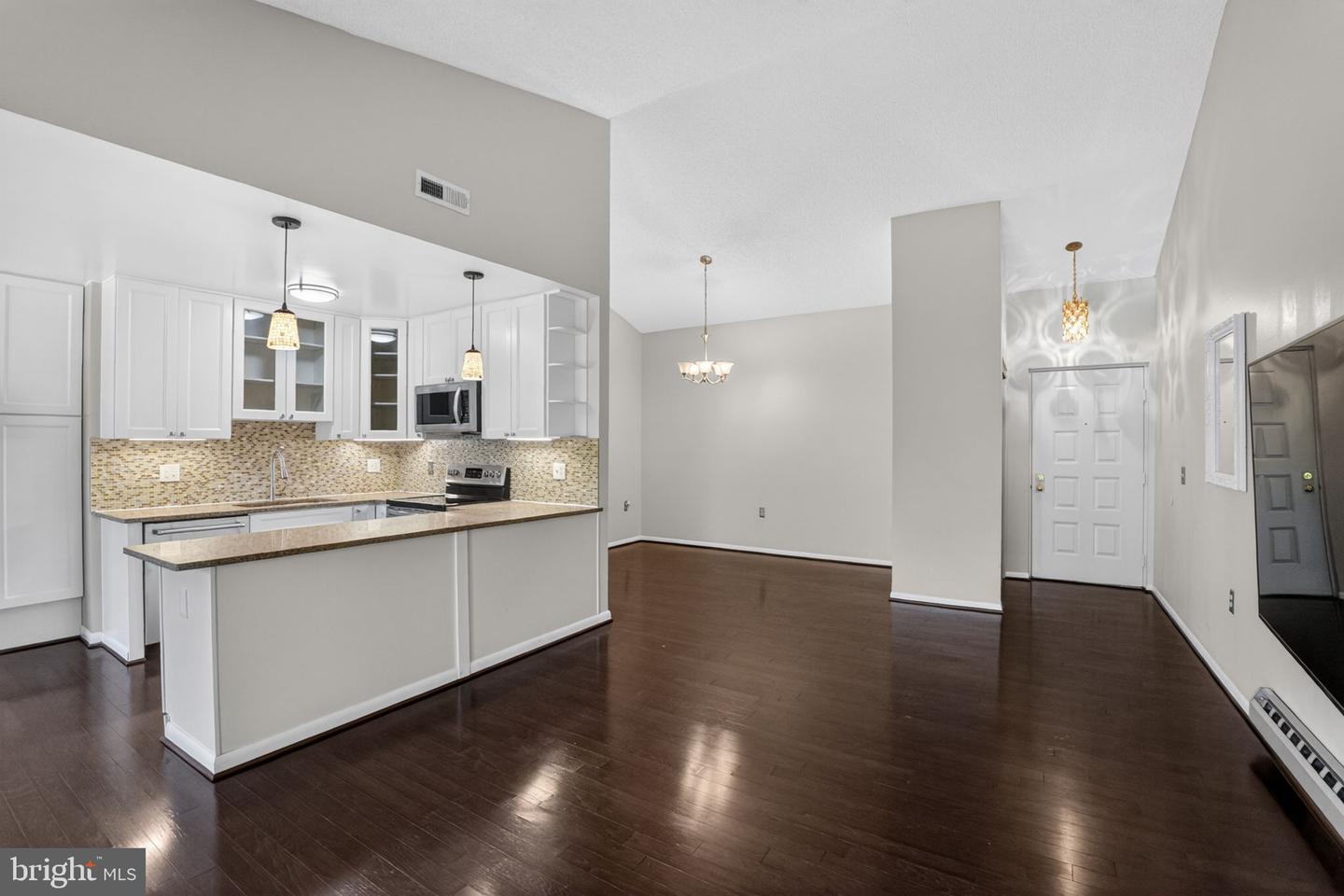 15301 Pine Orchard Dr #86-3k Property Photo 8