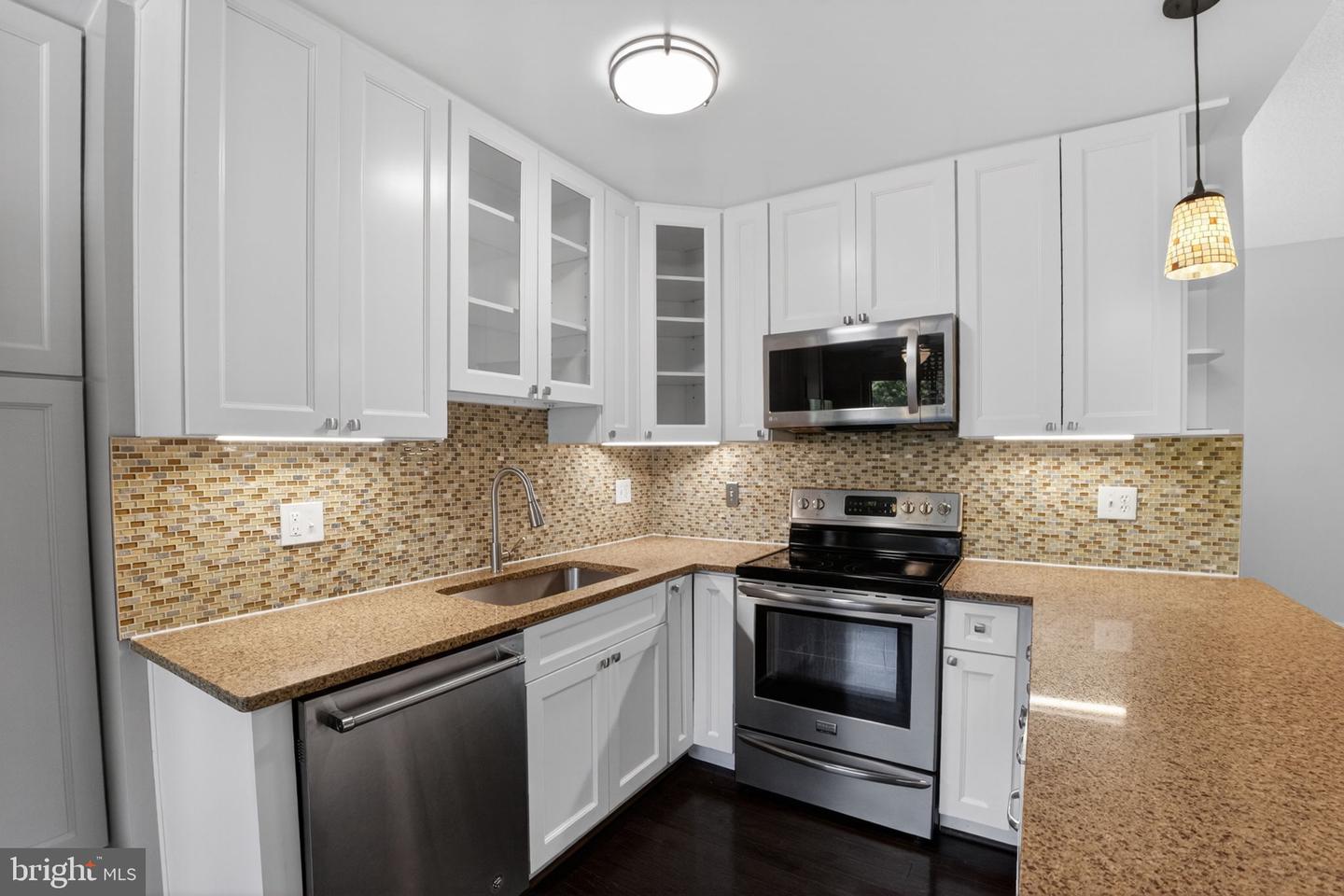 15301 Pine Orchard Dr #86-3k Property Photo 12