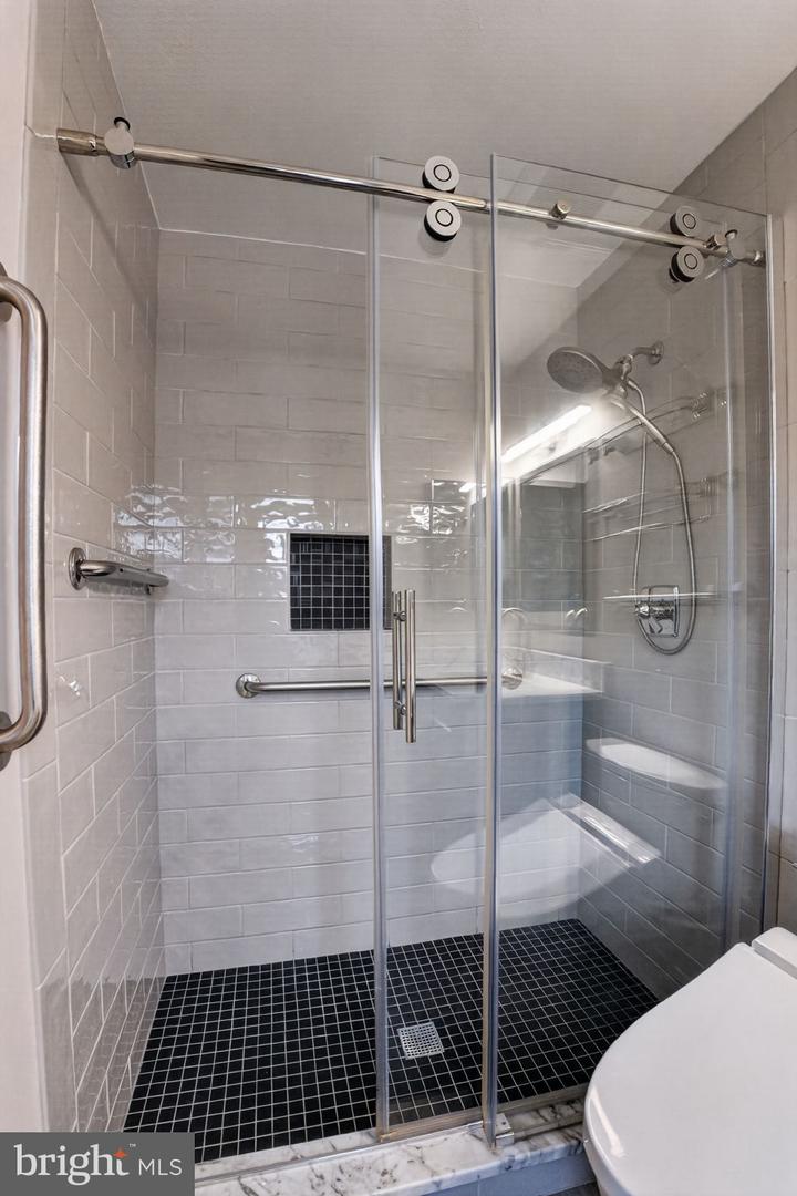 15301 Pine Orchard Dr #86-3k Property Photo 22