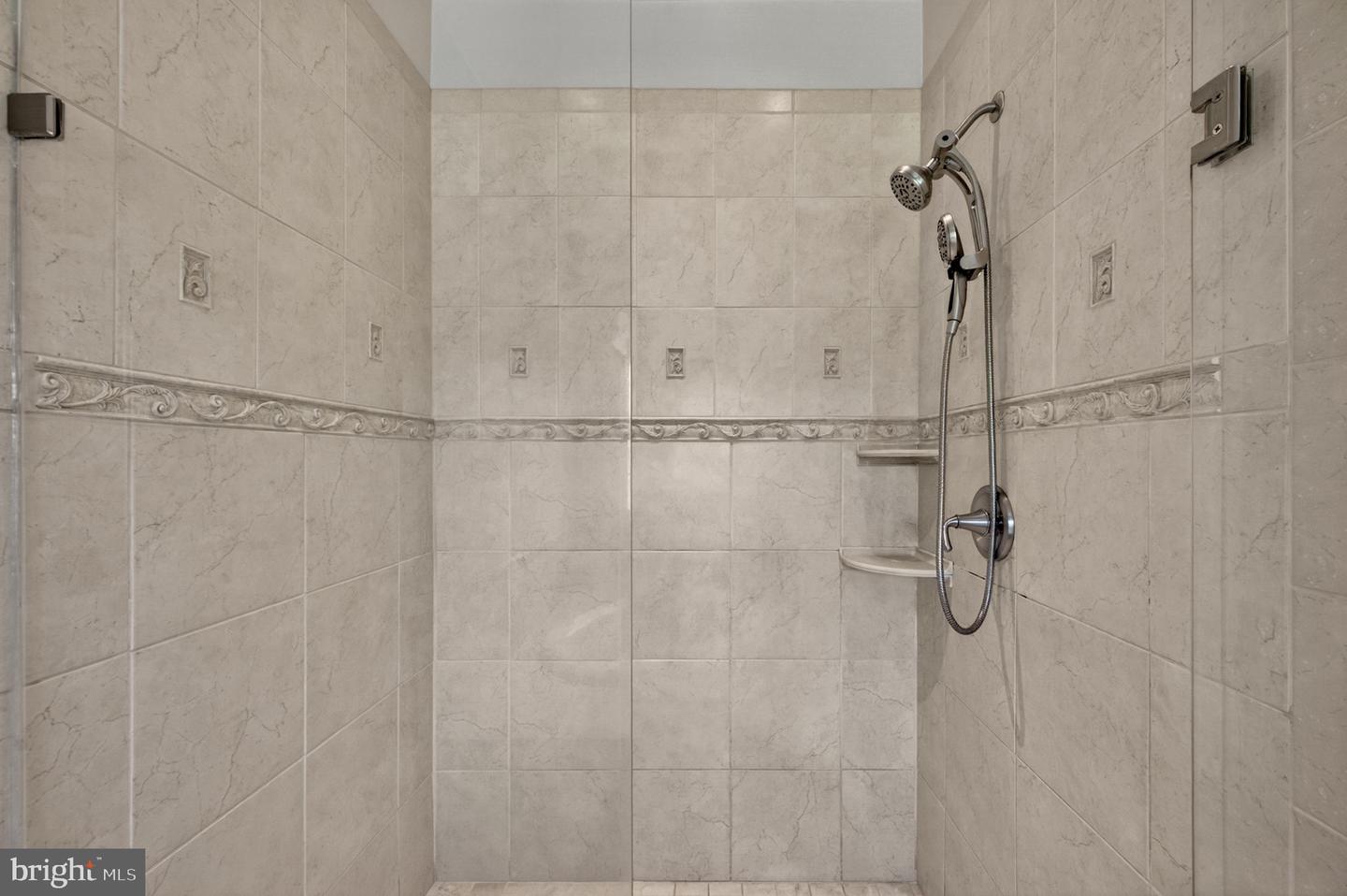 2112 Bordly Dr Property Photo 53