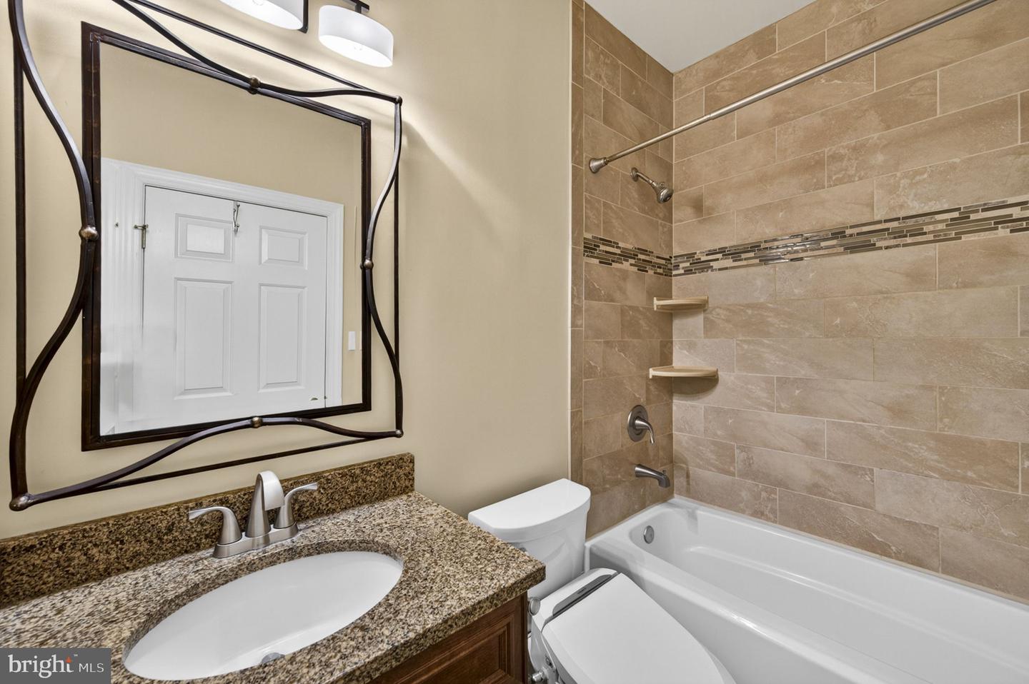 2112 Bordly Dr Property Photo 63