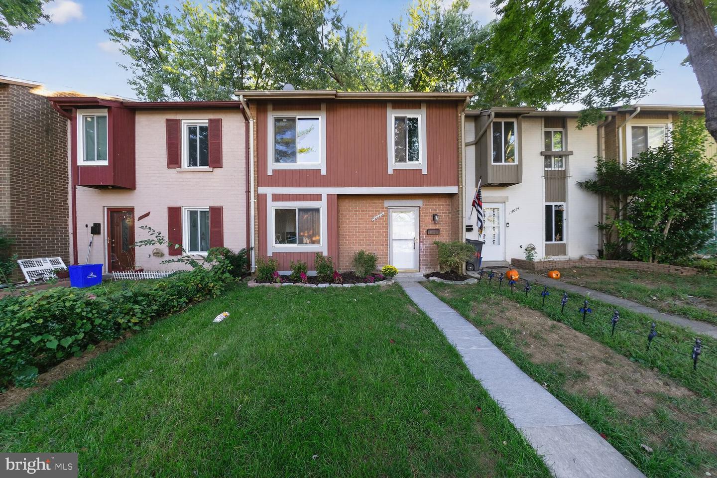 10022 Wedge Way Property Photo 1