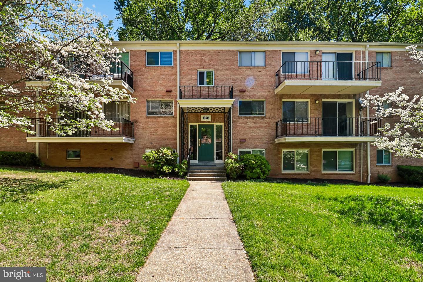 10619 Kenilworth Ave #103 Property Photo 1