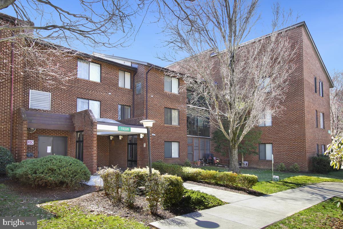 15320 PINE ORCHARD DR #83-2J Property Photo 1