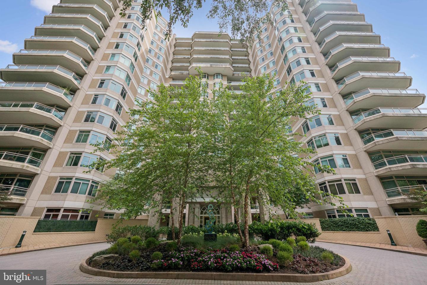 5630 Wisconsin Ave #506 Property Photo 1