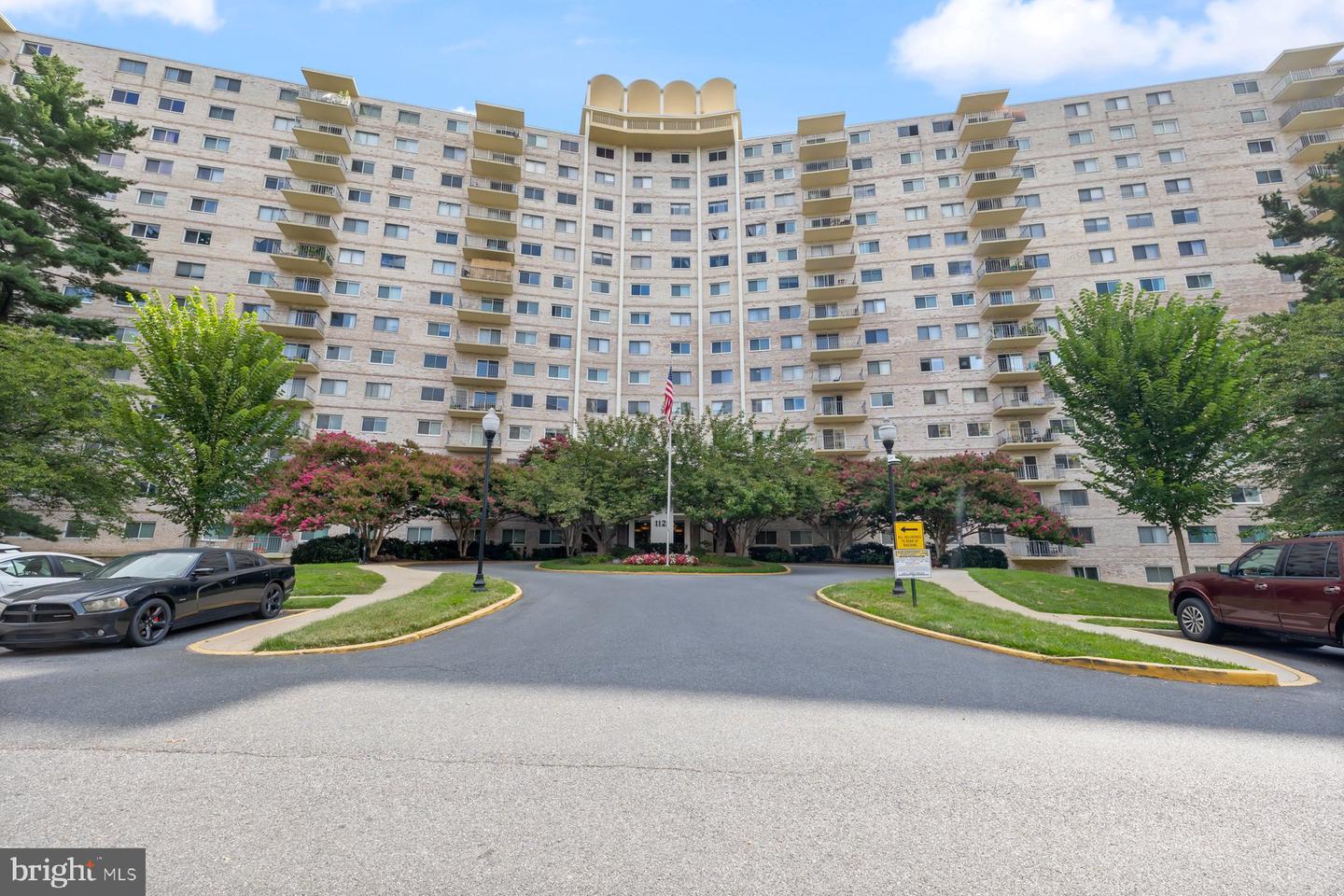 1121 UNIVERSITY BLVD W #912-B Property Photo 1