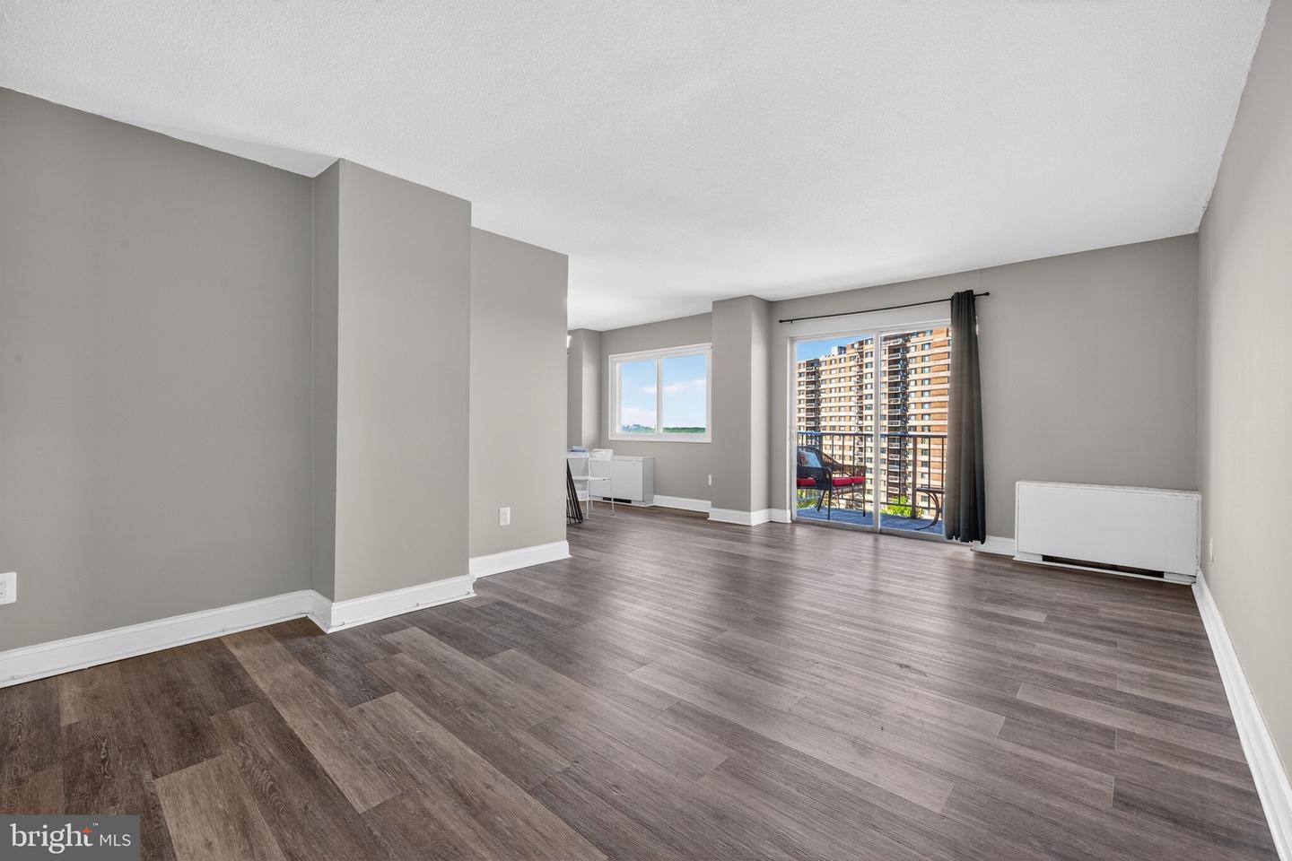 1121 University Blvd W #912-b Property Photo 14