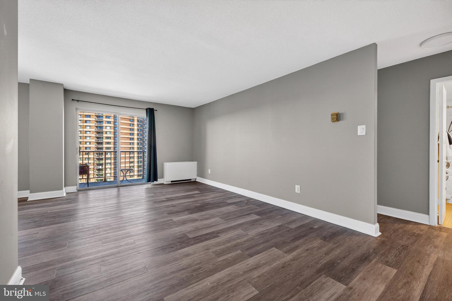 1121 University Blvd W #912-b Property Photo 16