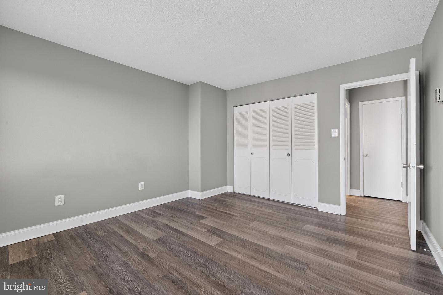1121 University Blvd W #912-b Property Photo 23
