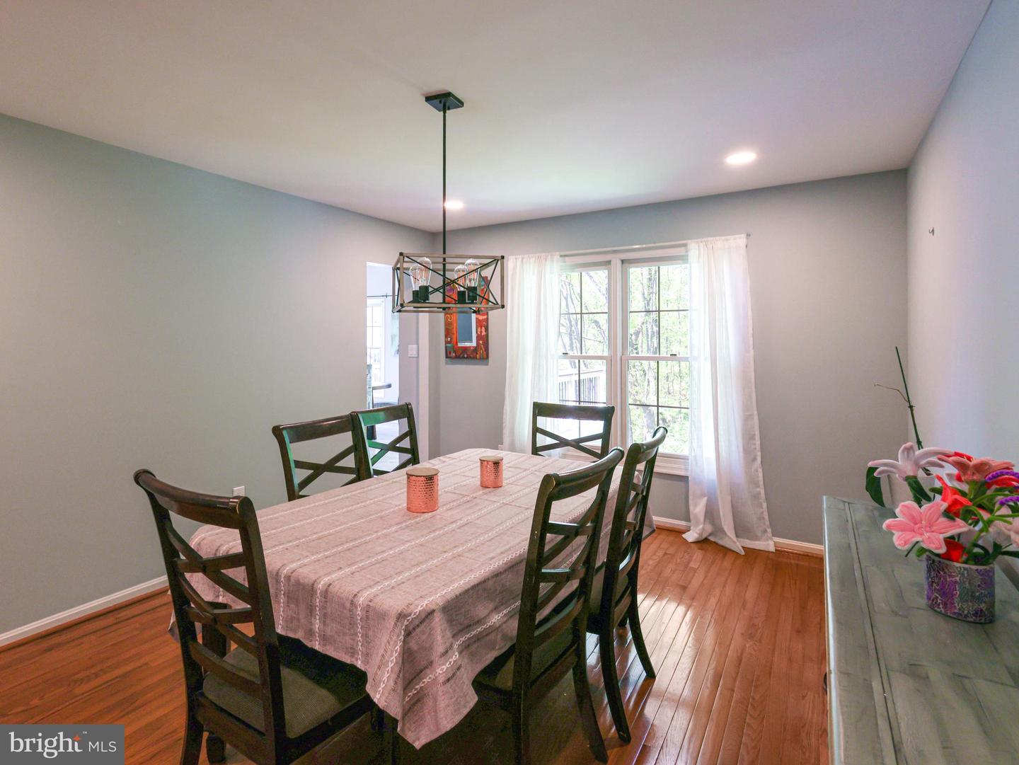 18500 Gingerbread Ln Property Photo 19