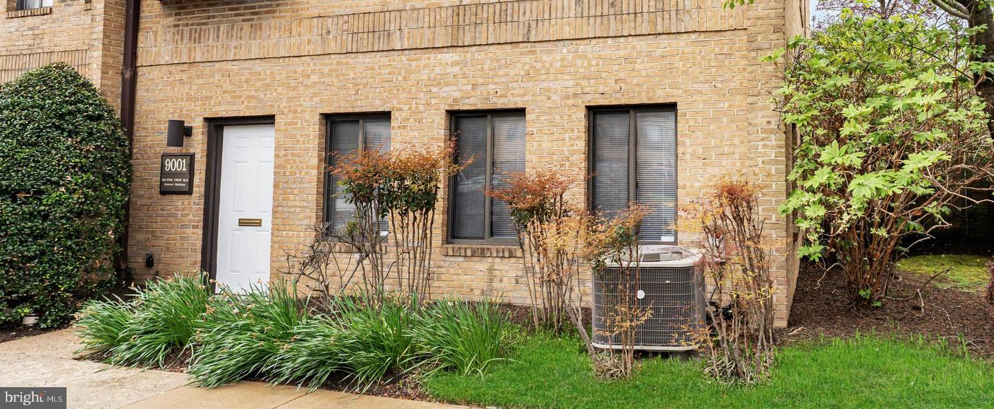 9001 Shady Grove Ct #27b Property Photo 2