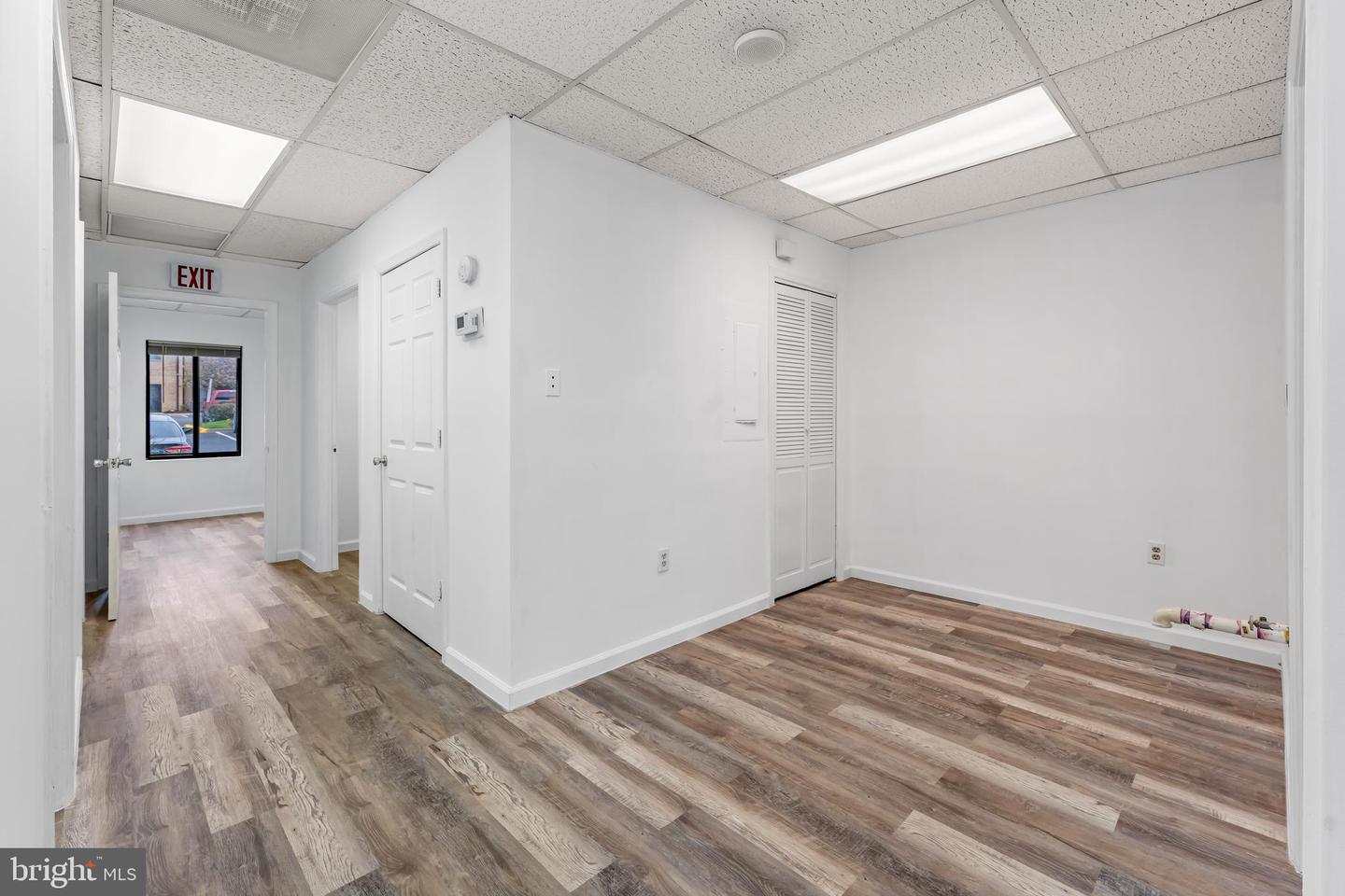 9001 Shady Grove Ct #27b Property Photo 14