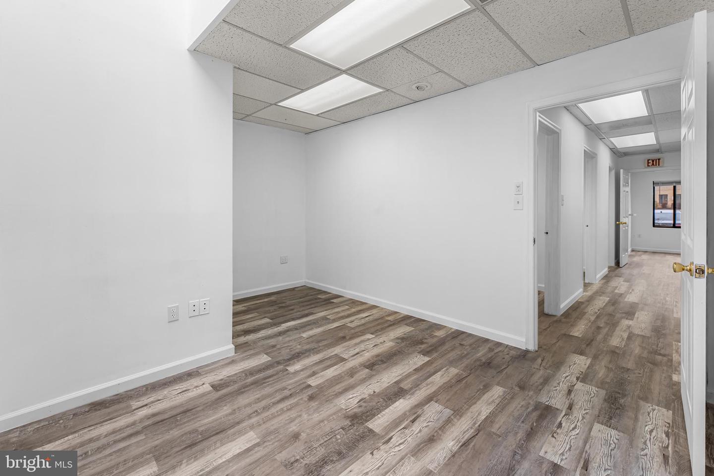 9001 Shady Grove Ct #27b Property Photo 21