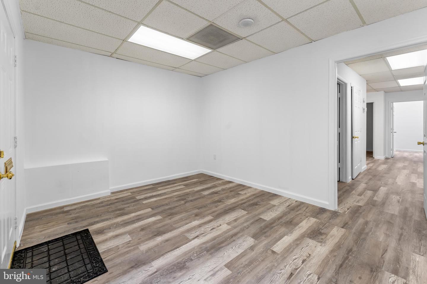 9001 Shady Grove Ct #27b Property Photo 24