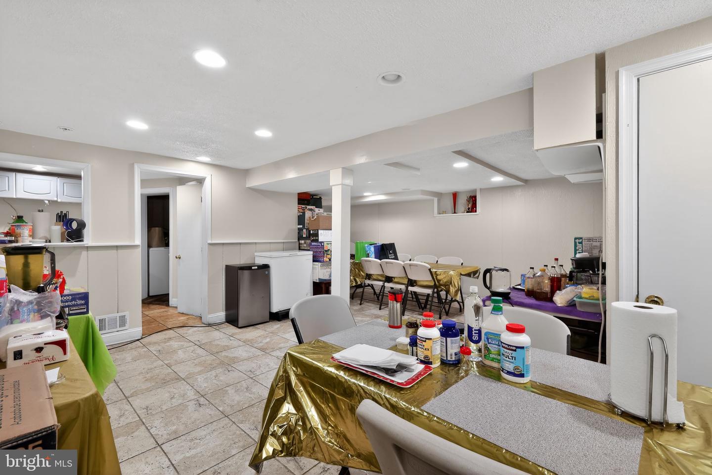 501 Copley Ln Property Photo 15