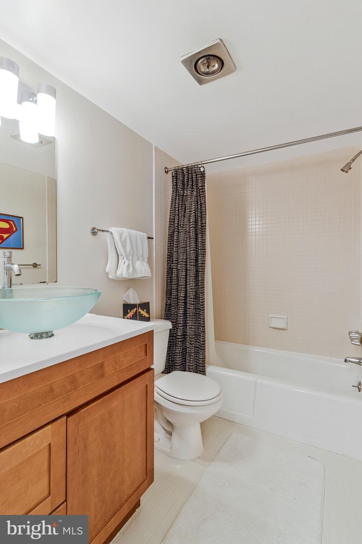4620 N Park Ave #709e Property Photo 56