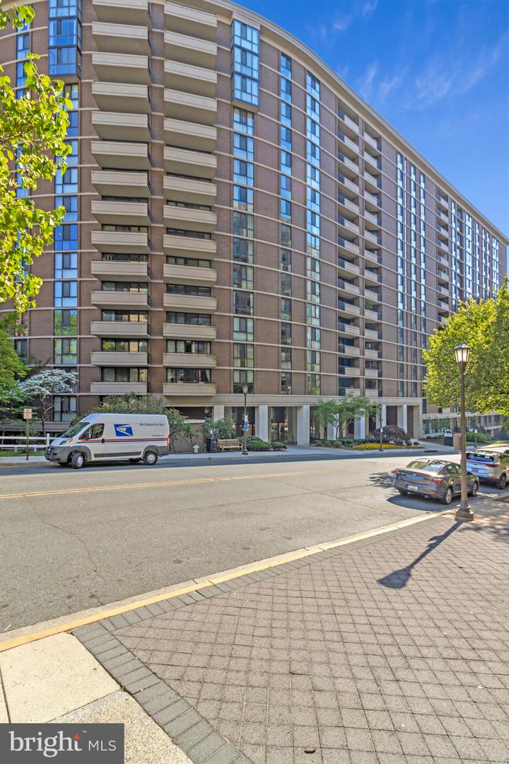4620 N Park Ave #709e Property Photo 63