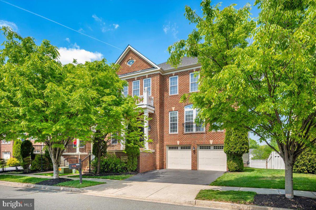 11117 POTOMAC OAKS DR