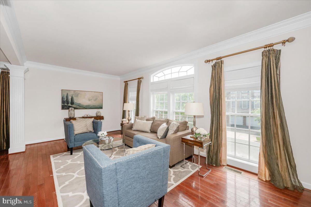 11117 Potomac Oaks Dr Property Photo 6