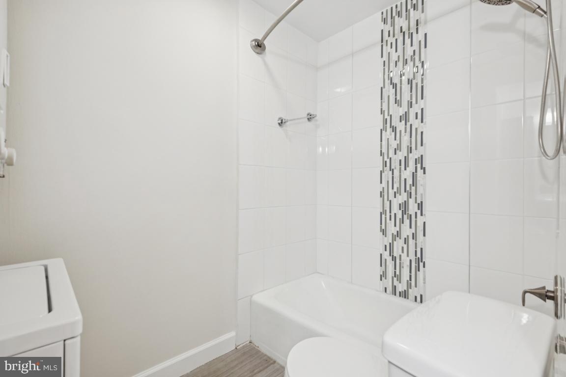 3240 Hewitt Ave #6-3-a Property Photo 14