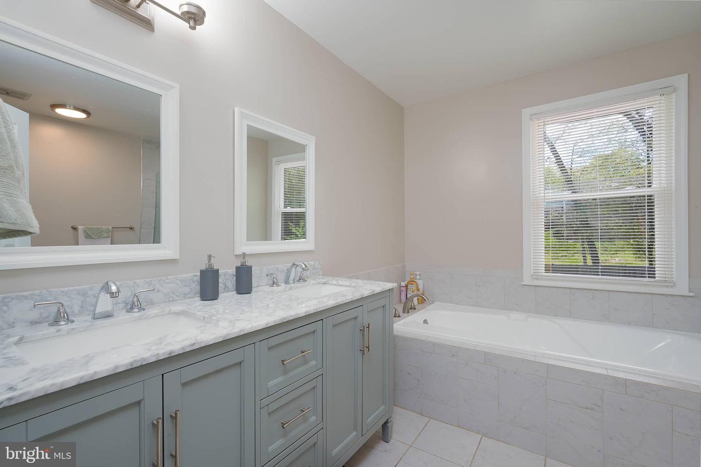 14716 Peachwood Dr Property Photo 20