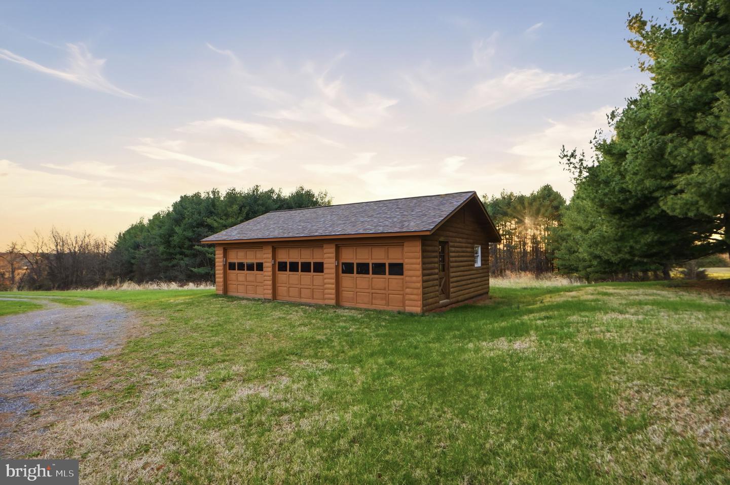 21142 Westerly Rd Property Photo 38