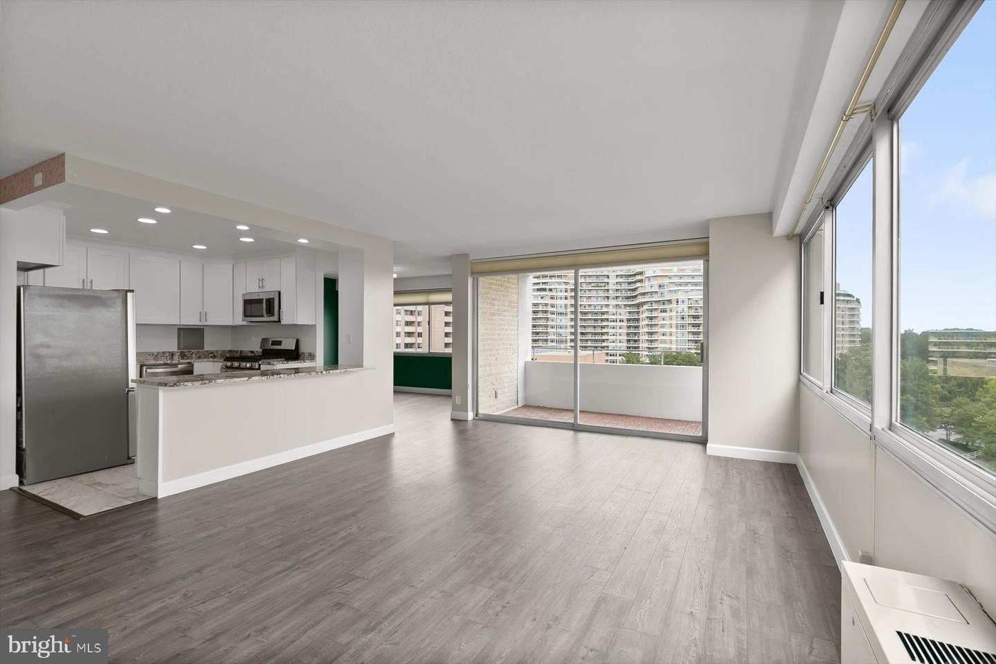 5500 FRIENDSHIP BLVD #1823N