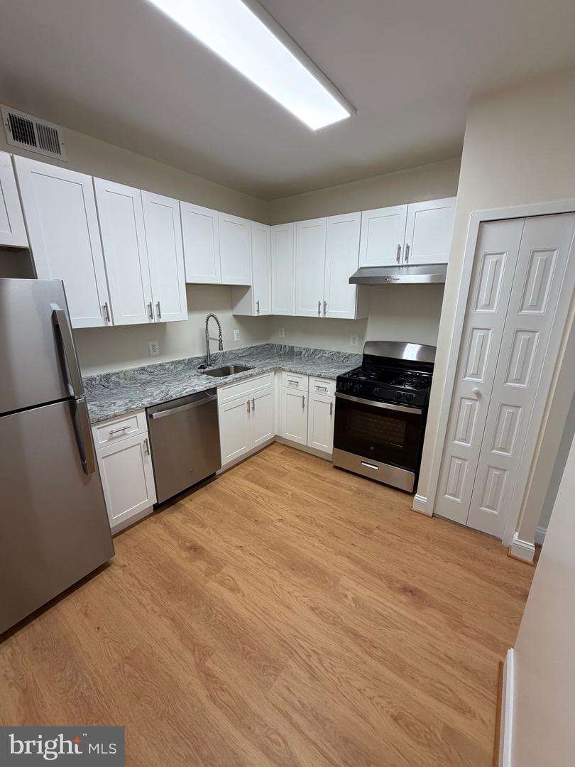 5225 Pooks Hill Rd #1821 South Property Photo 1