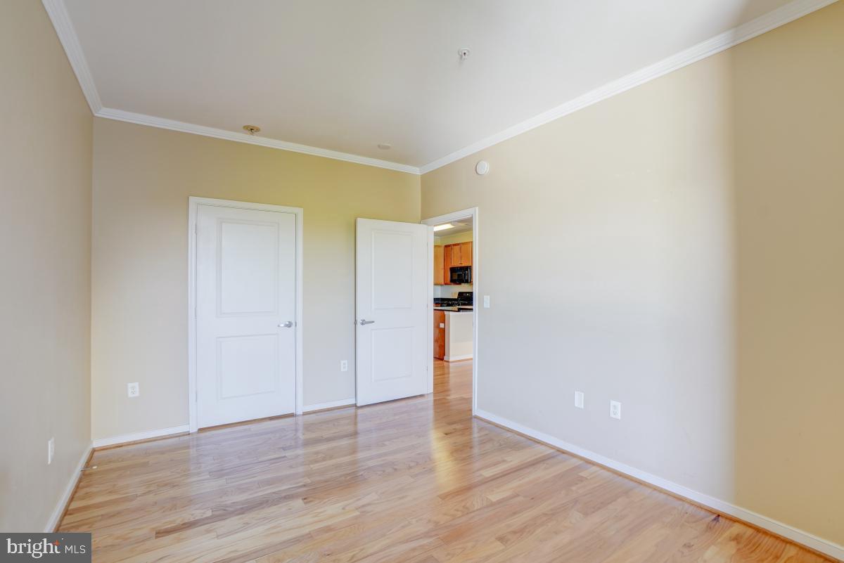 8045 Newell St #309 Property Photo 12
