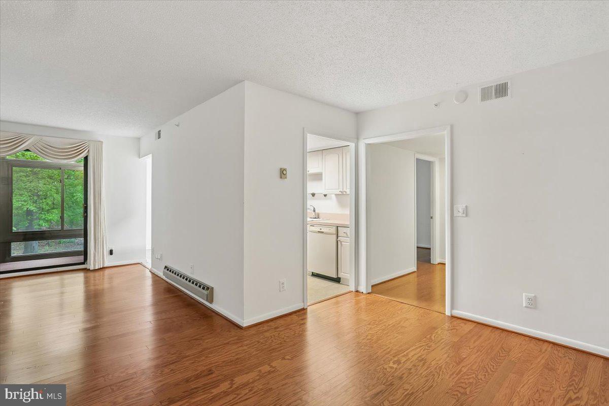 15210 Elkridge Way #91-2e Property Photo 14