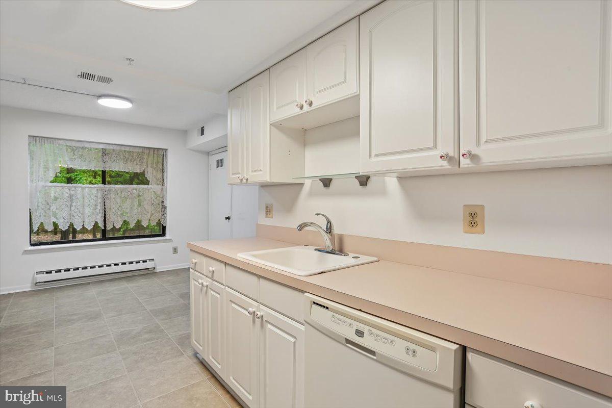 15210 Elkridge Way #91-2e Property Photo 22
