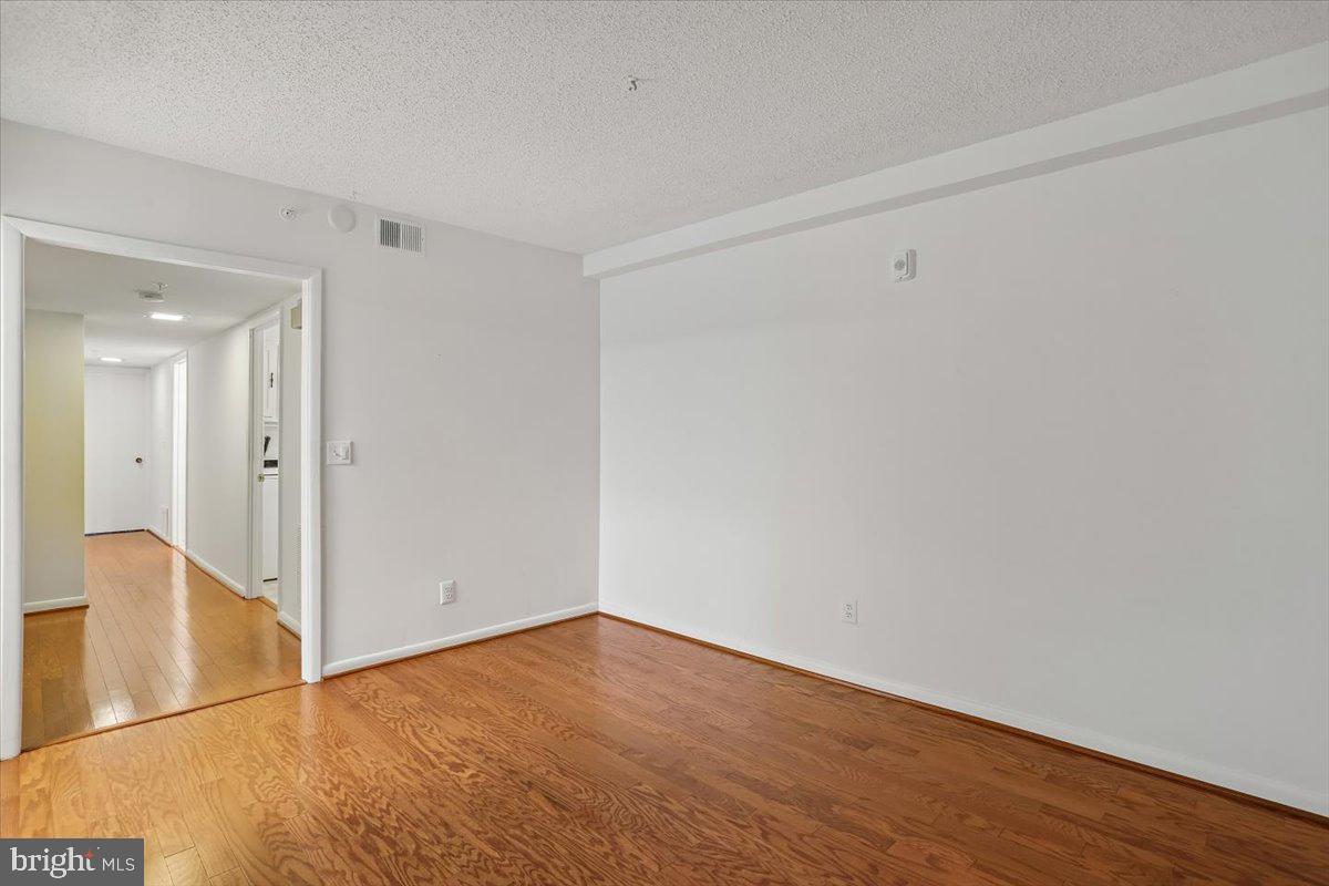 15210 Elkridge Way #91-2e Property Photo 27