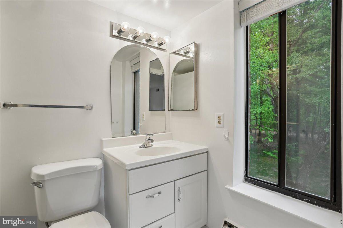 15210 Elkridge Way #91-2e Property Photo 32