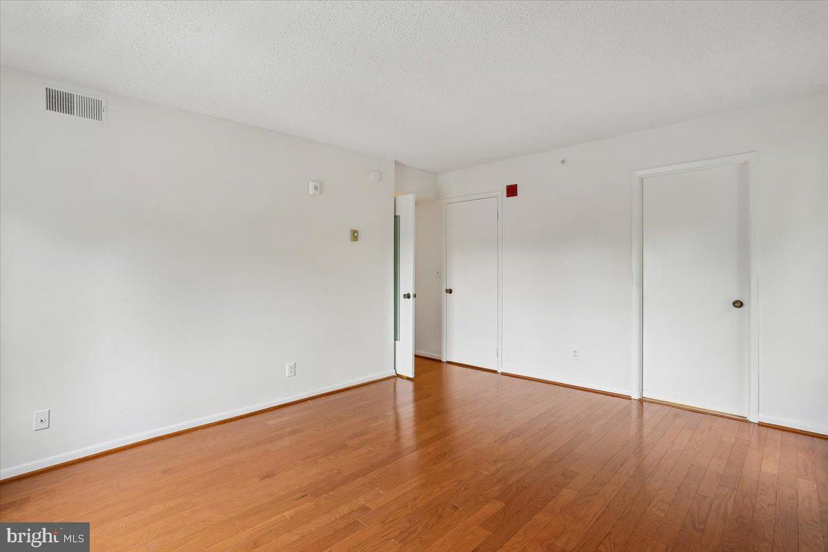 15210 Elkridge Way #91-2e Property Photo 34