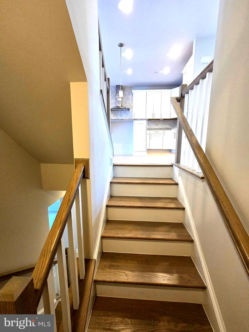 1021 Mutual Pl Property Photo 11