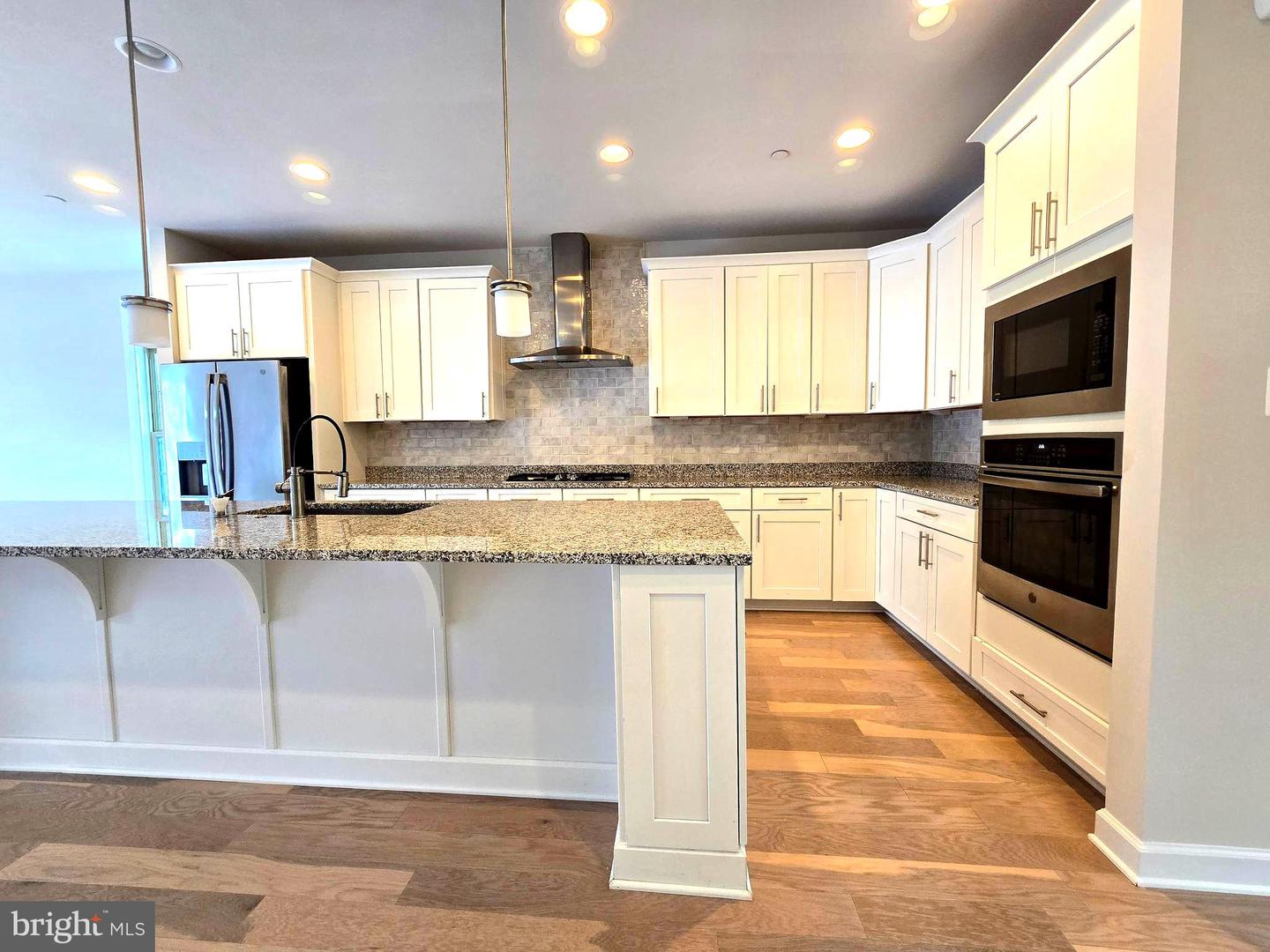 1021 Mutual Pl Property Photo 12
