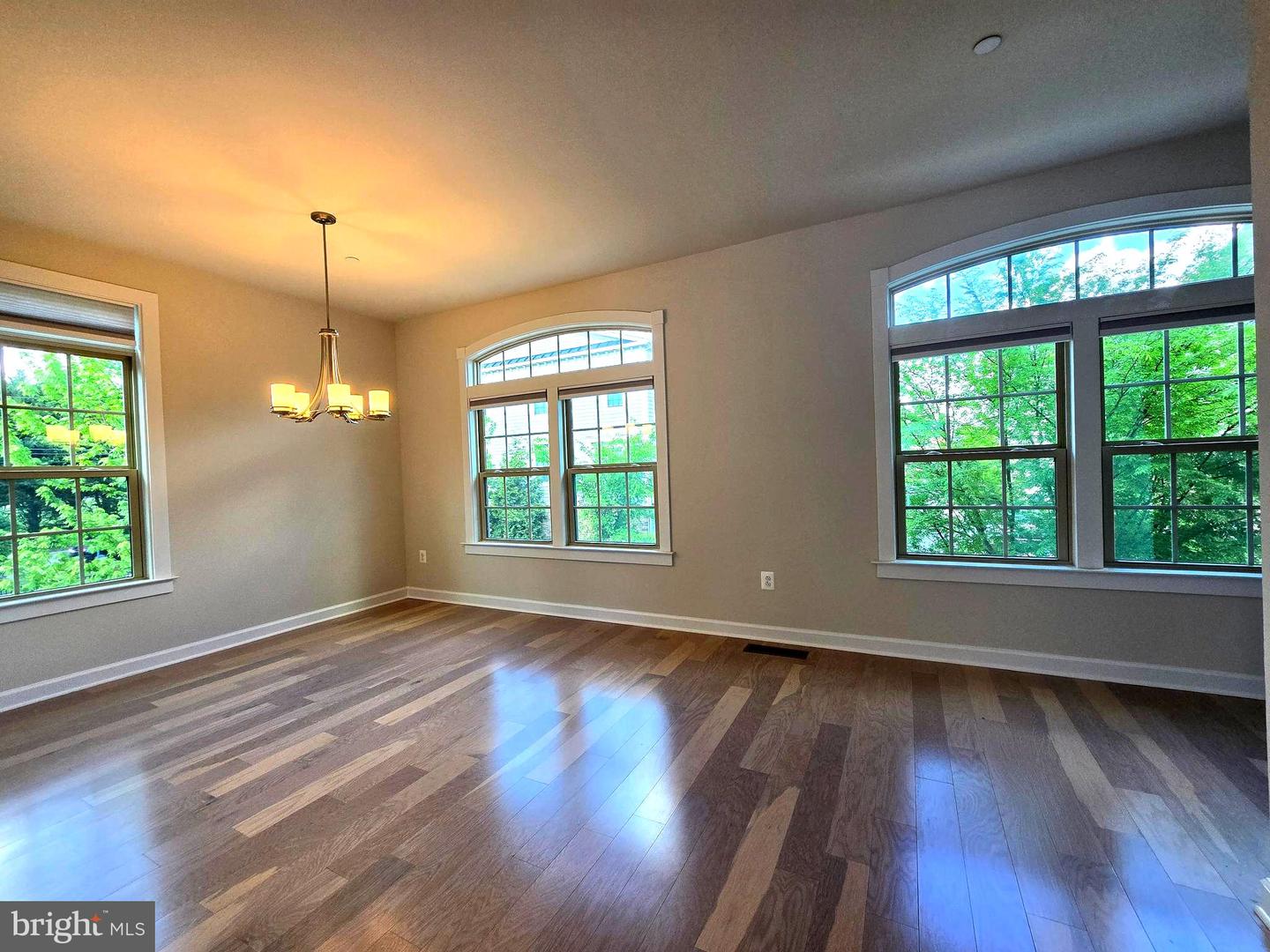 1021 Mutual Pl Property Photo 26