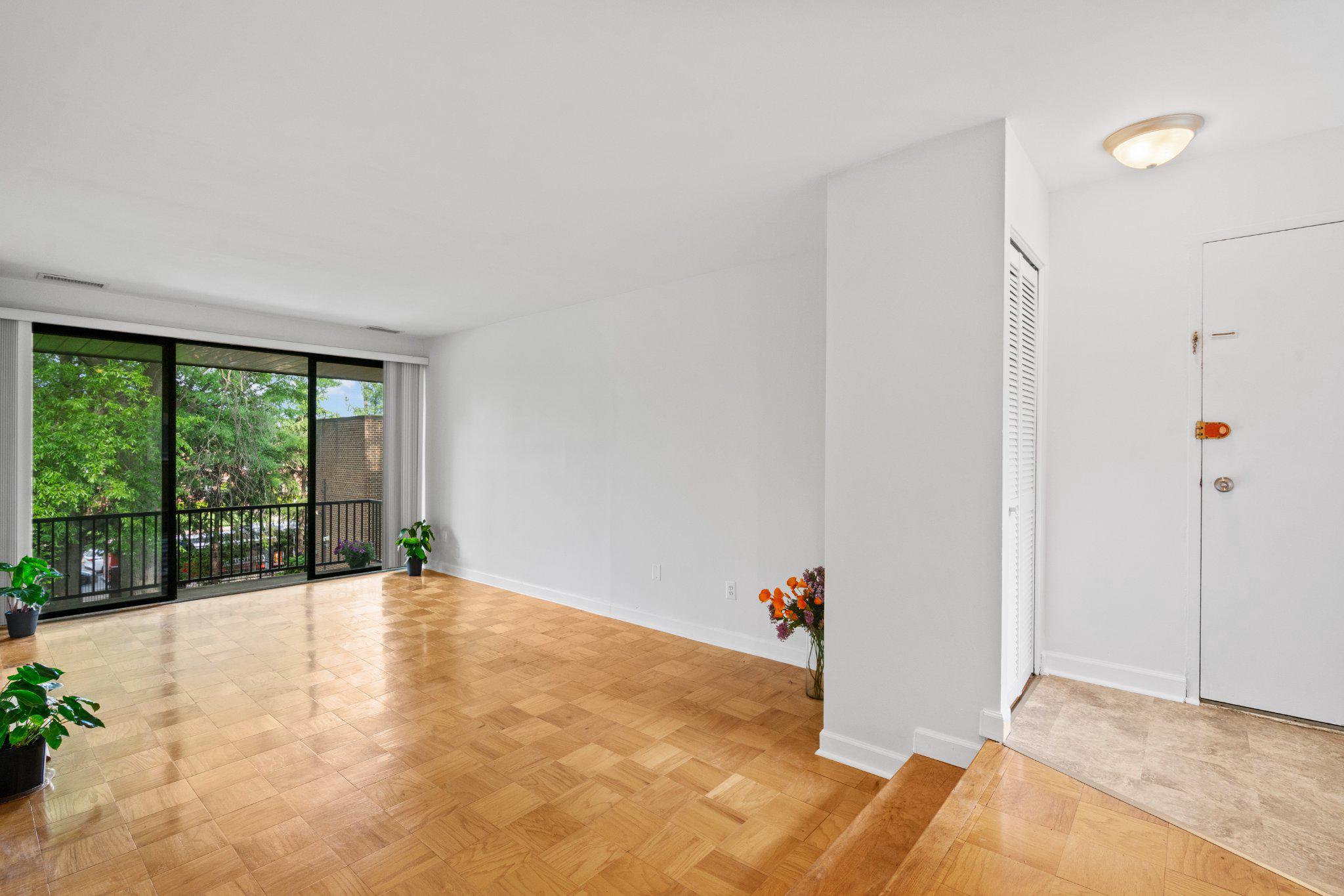 9804 Georgia Ave #23-302 Property Photo 2