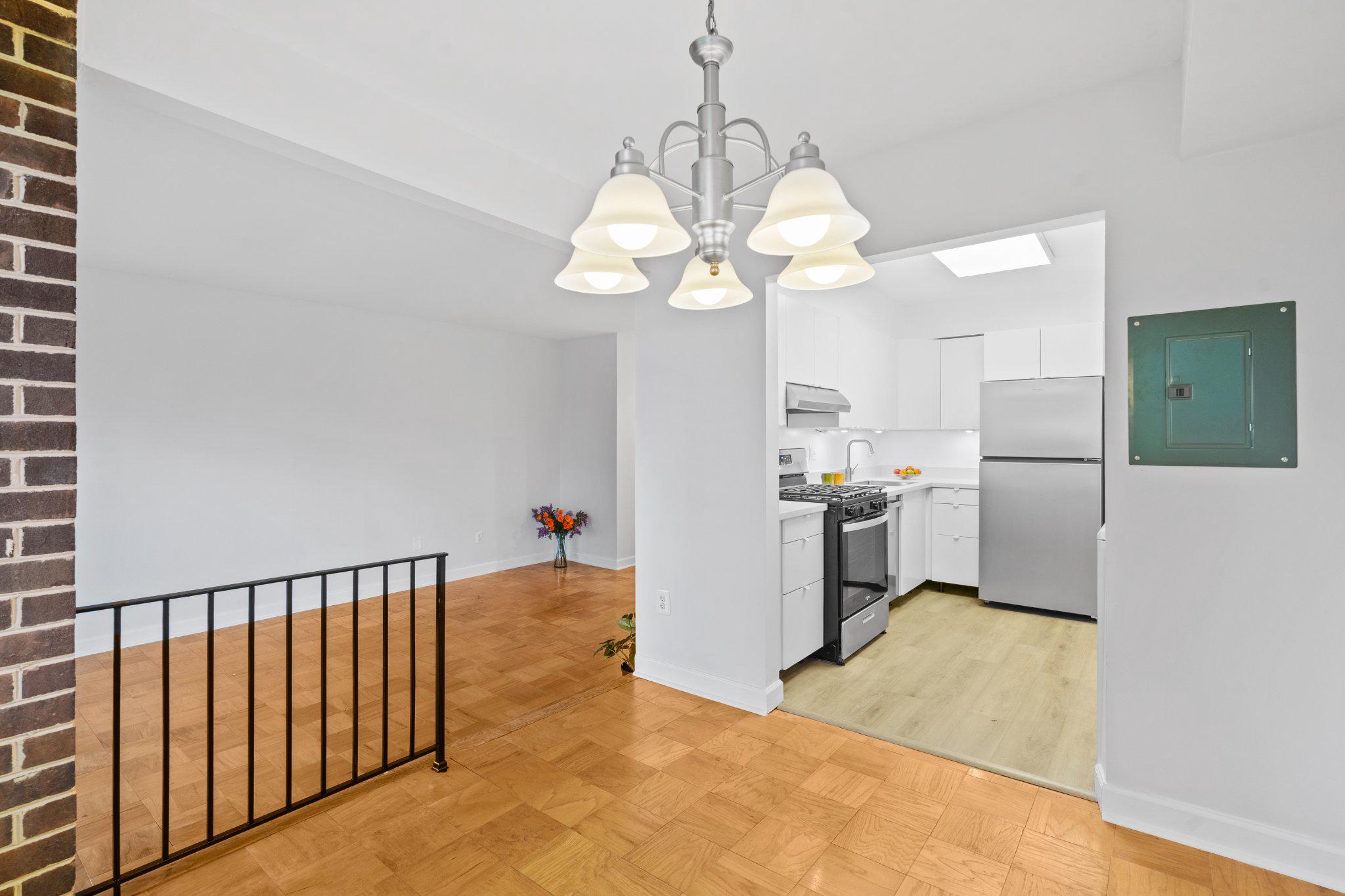 9804 Georgia Ave #23-302 Property Photo 6