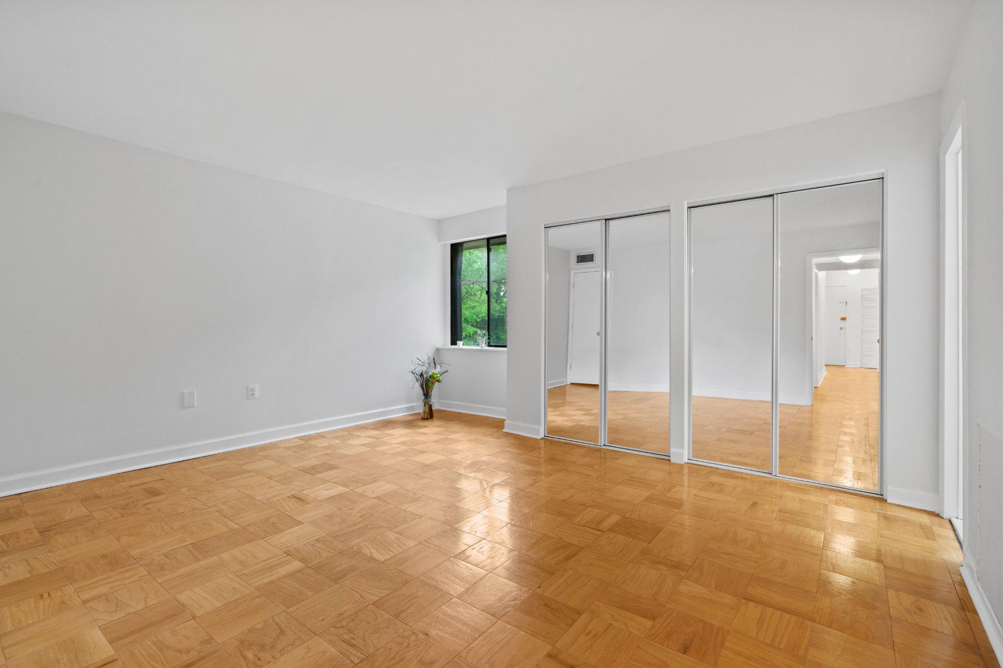 9804 Georgia Ave #23-302 Property Photo 10