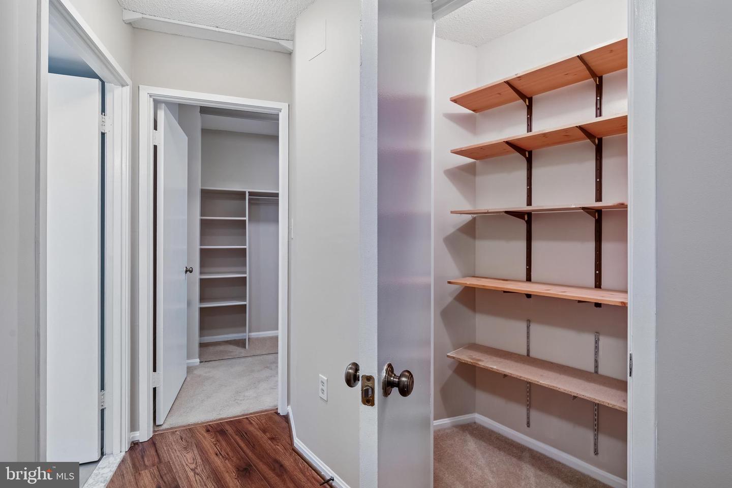 15107 Interlachen Dr #2-303 Property Photo 8