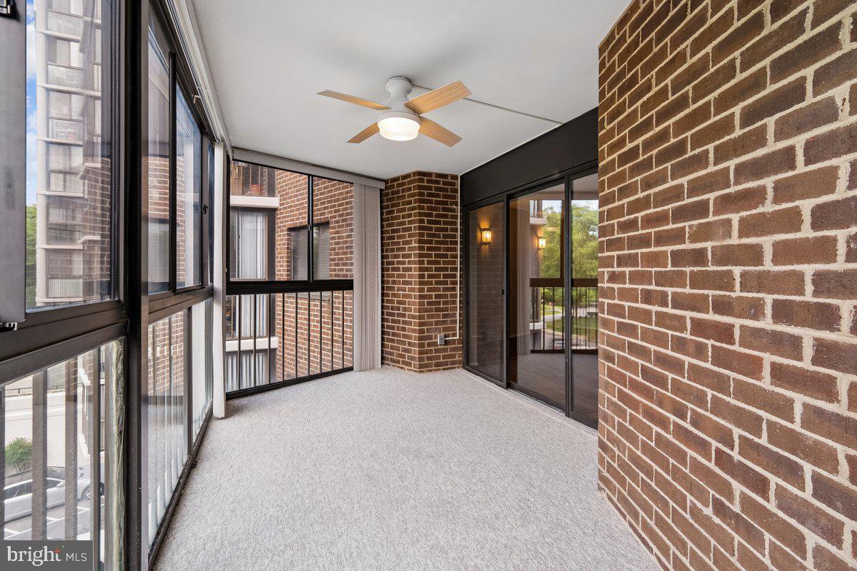 15107 Interlachen Dr #2-303 Property Photo 9