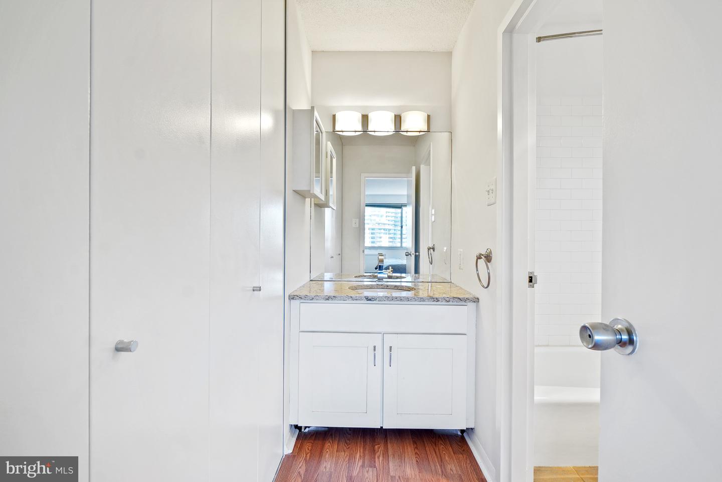 5500 Friendship Blvd #2017n Property Photo 28