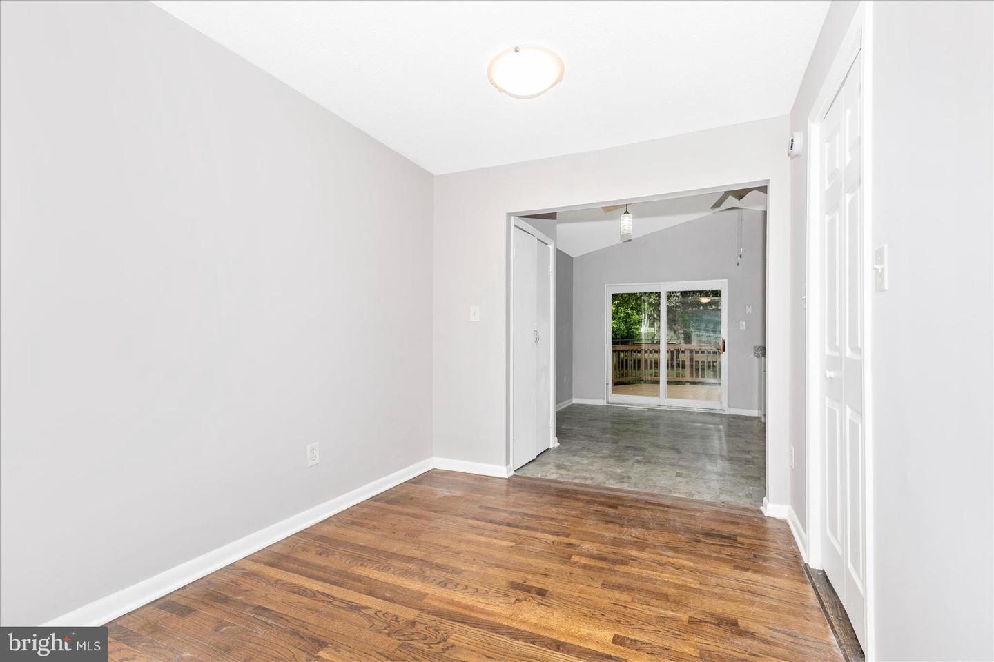 1507 Jasper St Property Photo 9