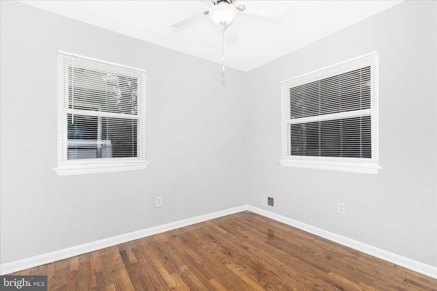 1507 Jasper St Property Photo 14