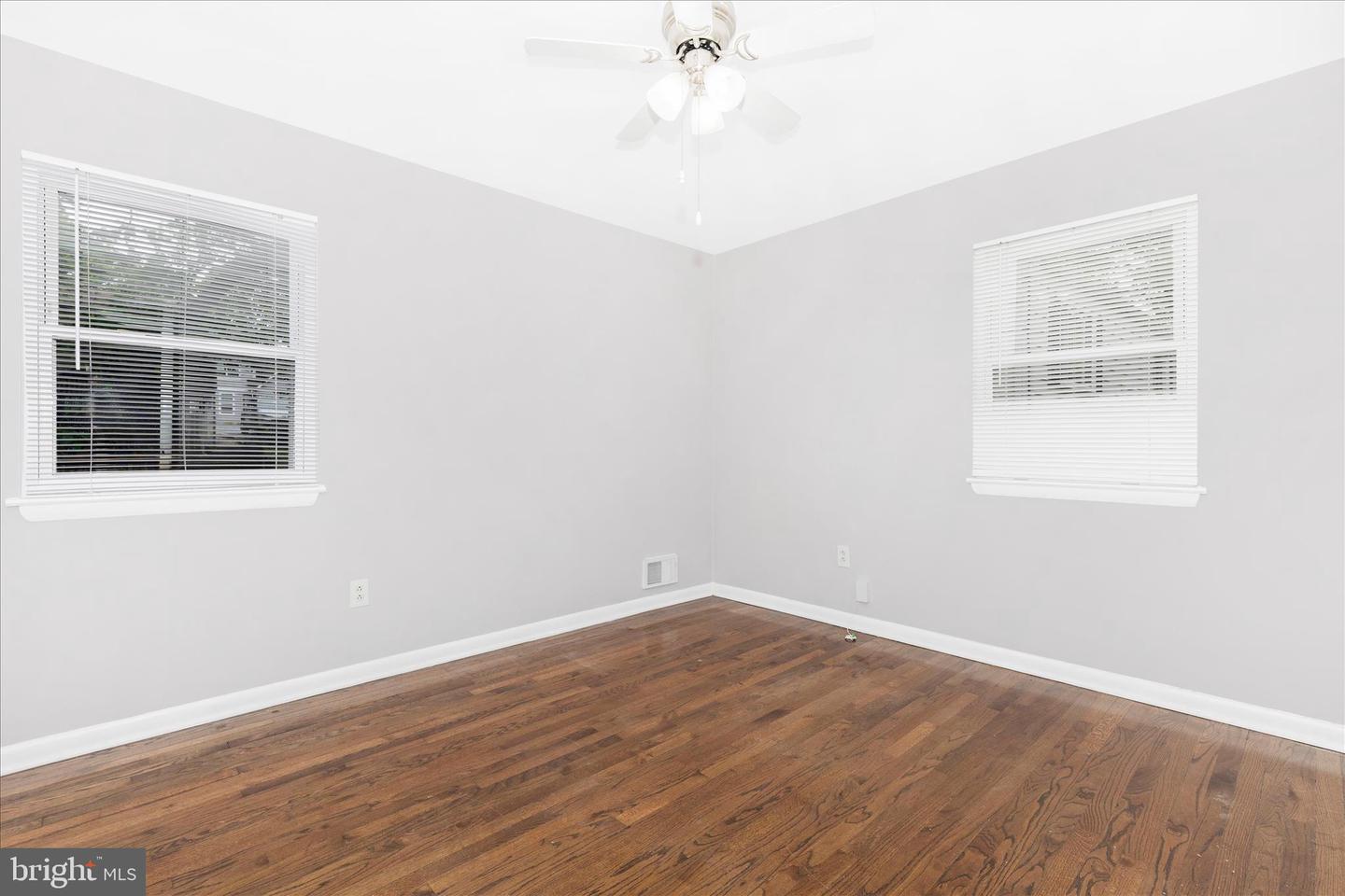 1507 Jasper St Property Photo 18