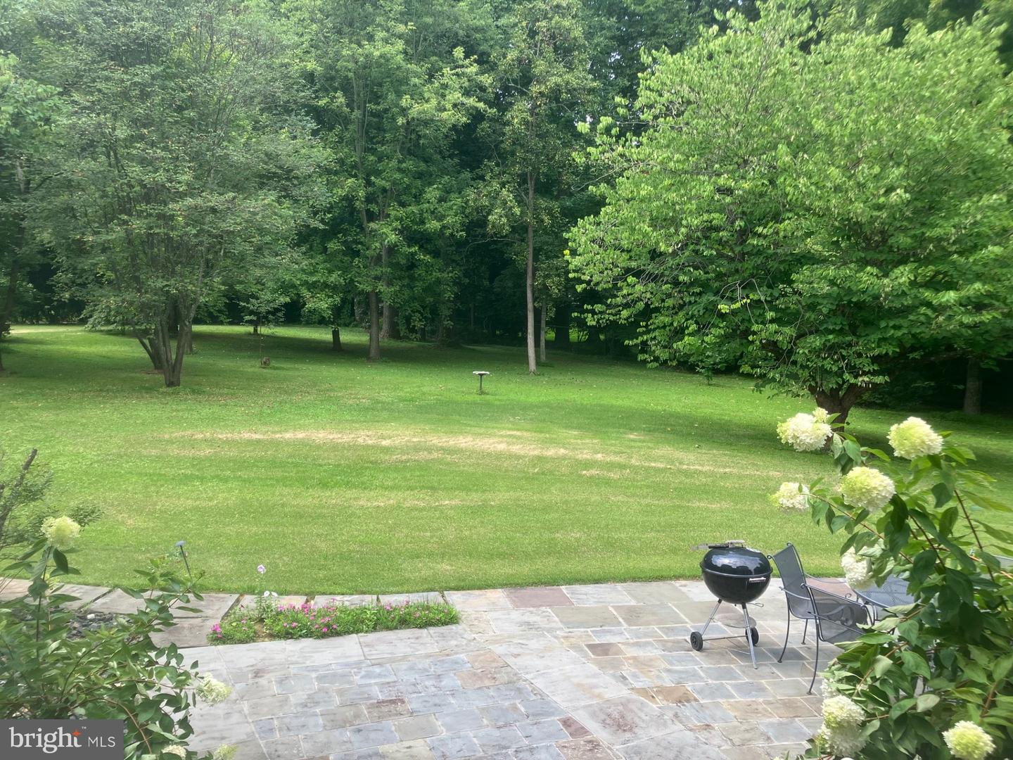 10420 Riverwood Dr Property Photo 8