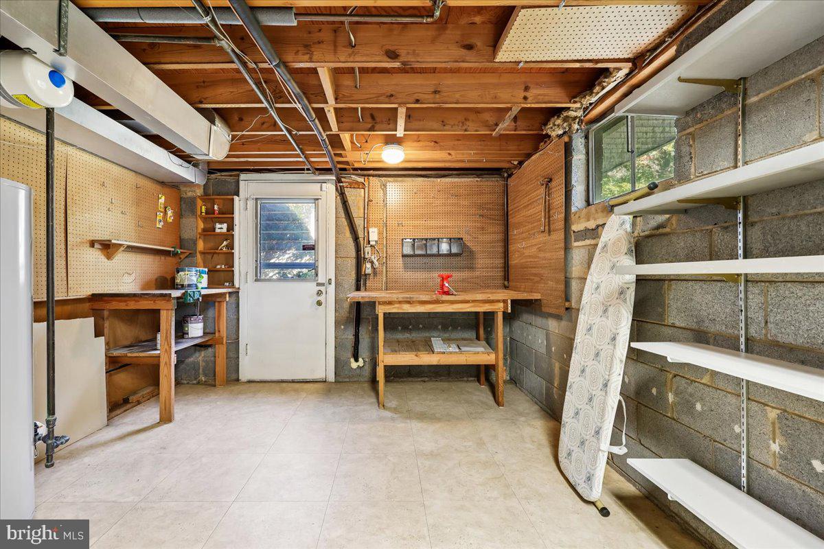 1421 Morningside Dr Property Photo 35