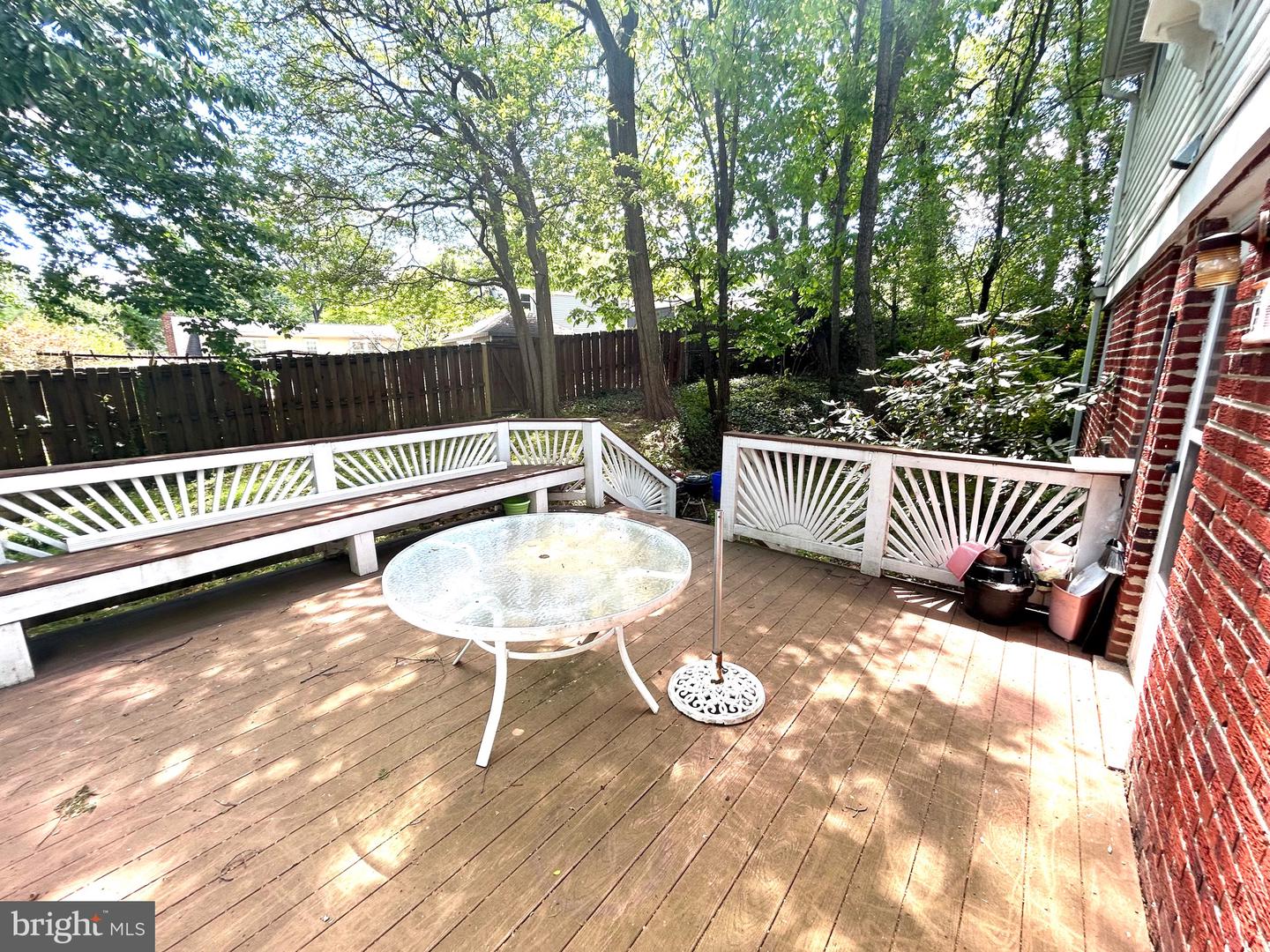906 Dryden Ct Property Photo 6